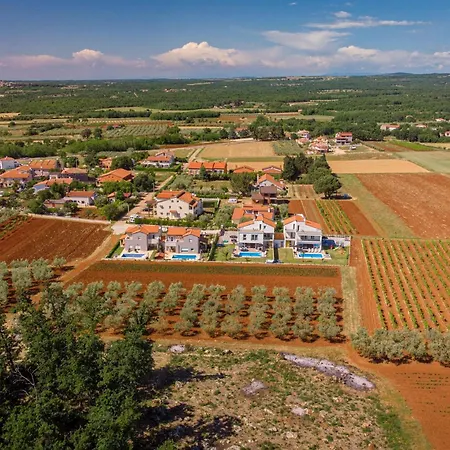 Eni *