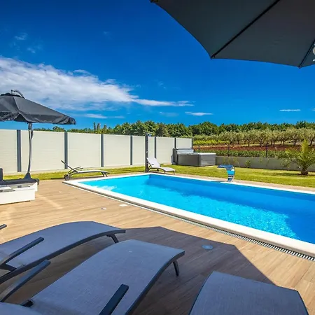 Holiday home Eni