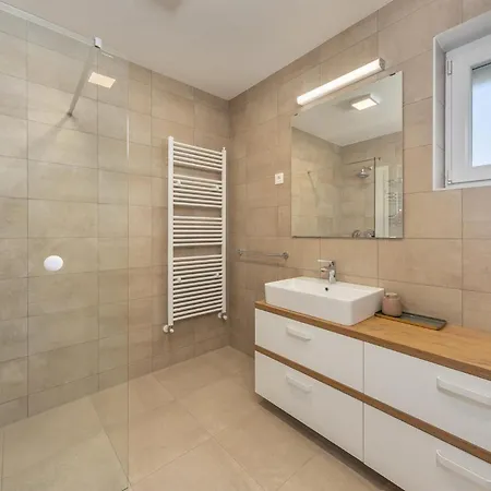 Eni Holiday home Gedici